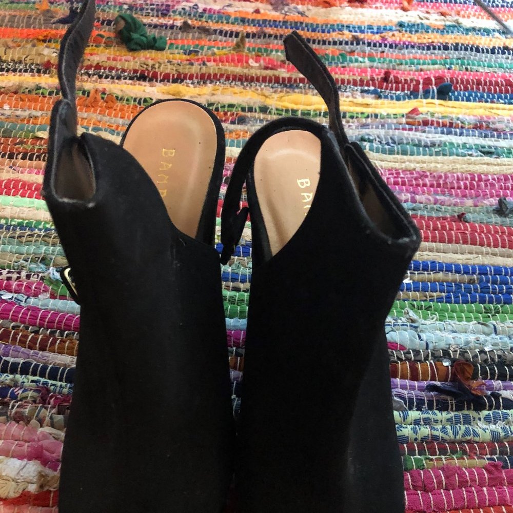 Brand: Bamboo , Size: 8 1/2 , Color: Black